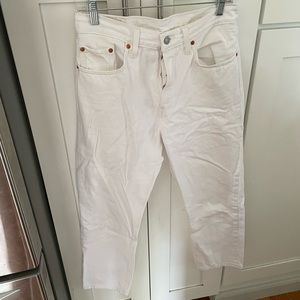 Levis high rise 28 cropped jeans